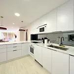 Hs Malaga City Center 6Pax
